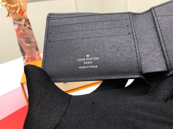 稀少 ルイヴィトン 偽物通販 短財布
