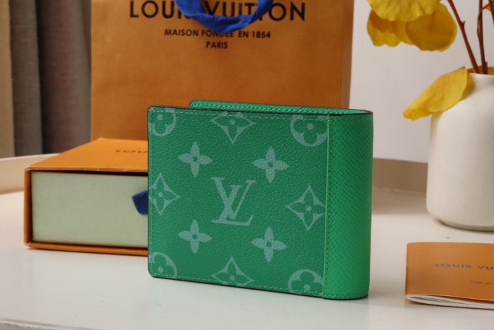 超奇跡の入荷☆ ルイヴィトン 偽物通販 短財布