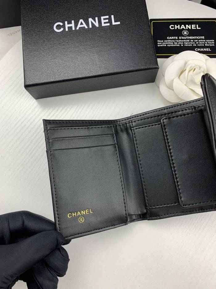 稀少 シャネル コピーおすすめ 短財布