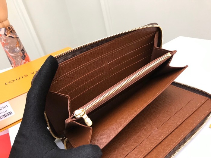 日本未入荷 ルイヴィトン コピー 長財布
