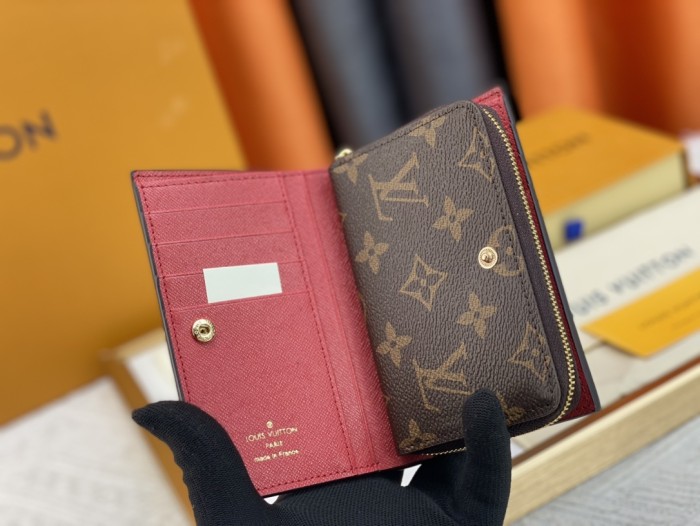 【限定】ルイヴィトン コピー 短財布