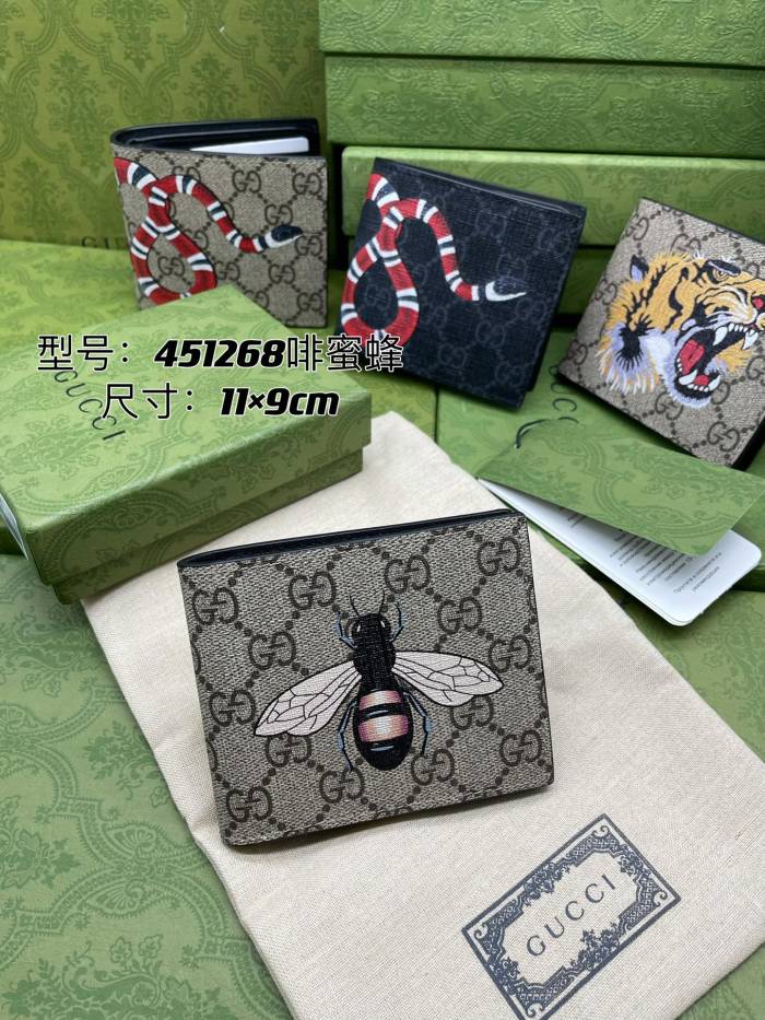 日本未入荷 グッチ n級品 短財布