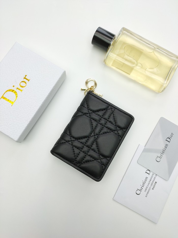 【話題商品！】ディオール n級品 短財布
