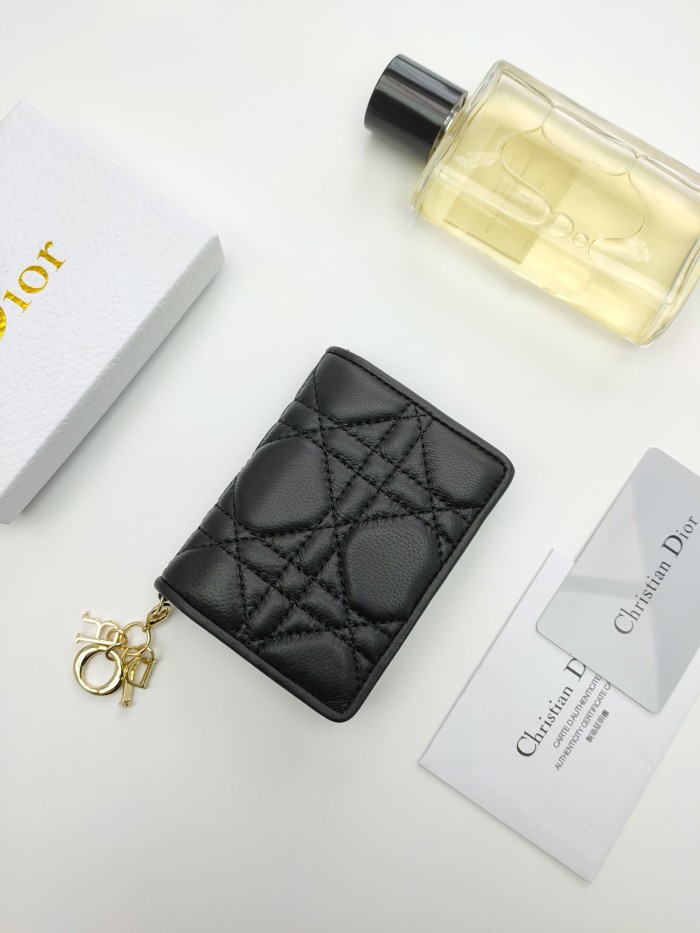 【話題商品！】ディオール n級品 短財布