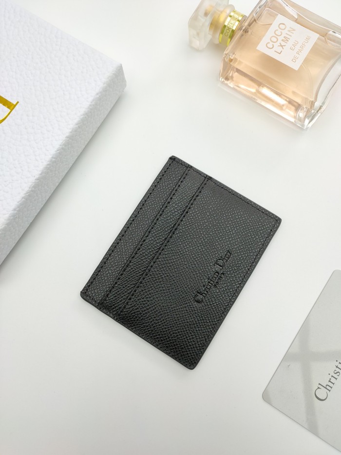 日本未入荷 ディオール n級品 短財布