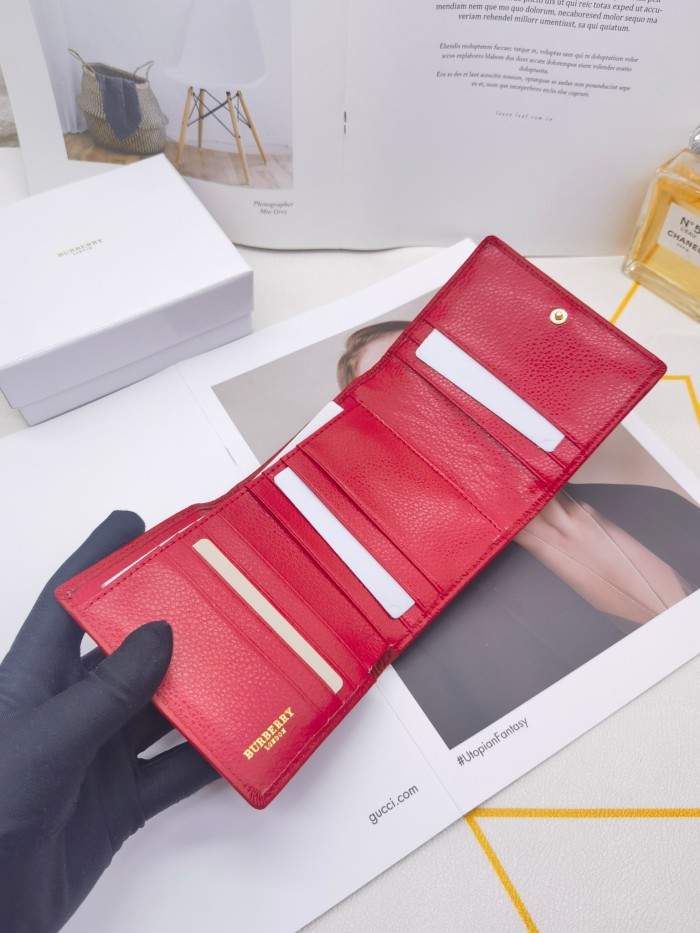 超奇跡の入荷☆ バーバリー 偽物通販 短財布