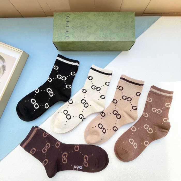 超奇跡の入荷☆ グッチ n級品 靴下って