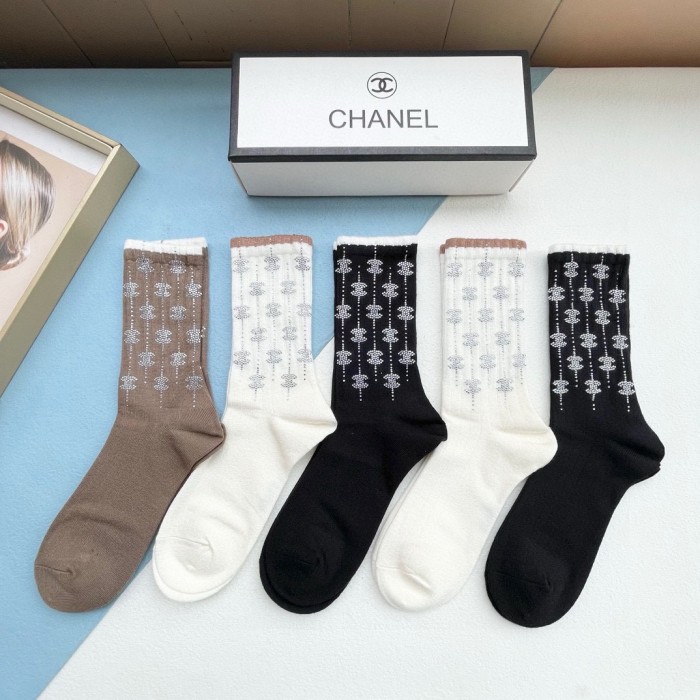 超奇跡の入荷☆ シャネル 激安偽物 靴下って
