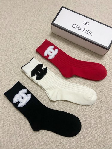 稀少 シャネル コピーおすすめ 靴下って