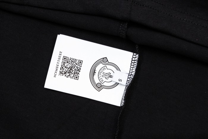 大人気 モンクレール スーパーコピー オリジナルファブリック オフィシャル半袖Tシャツ
