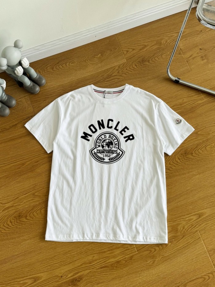 【話題商品！】 モンクレール 激安通販 メンズ春夏フロッキープリントクルーネック半袖Tシャツ2色
