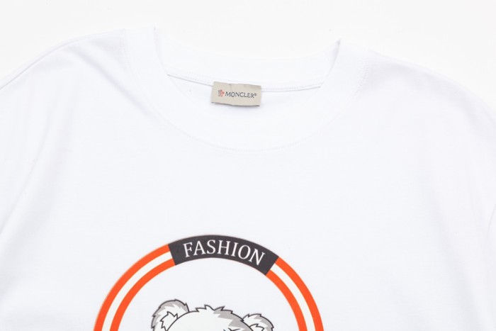 稀少 モンクレール n級品 オリジナルファブリック オフィシャル半袖Tシャツ