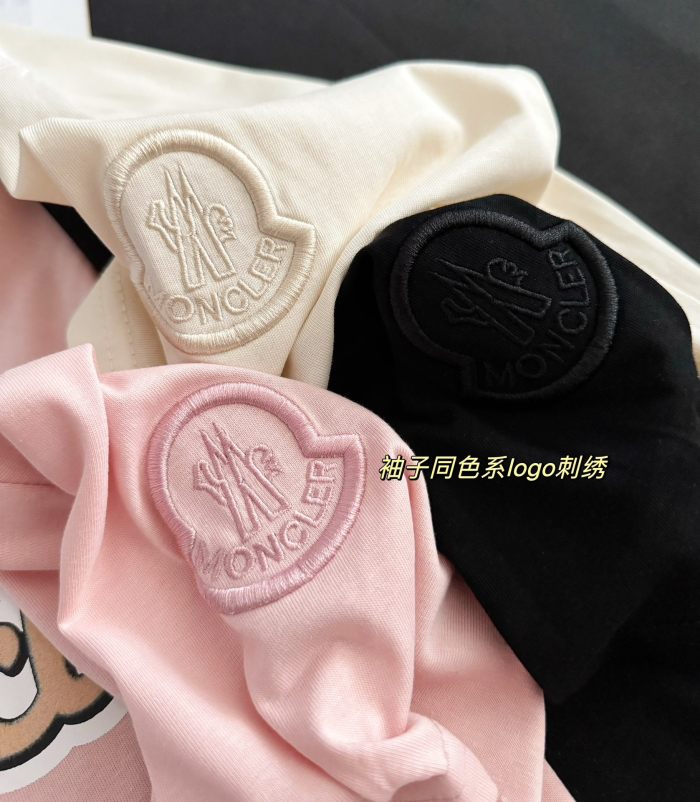 【話題商品！】 モンクレール n級品 24SS フロッキー刺繍ロゴ半袖Tシャツ3色
