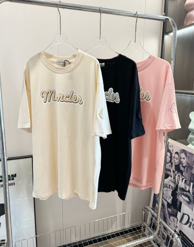 【話題商品！】 モンクレール n級品 24SS フロッキー刺繍ロゴ半袖Tシャツ3色