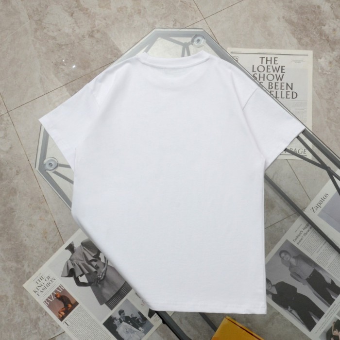 超奇跡の入荷☆ フェンディ n級品 ポケット ジップ カジュアル ラウンドネック 半袖 Tシャツ