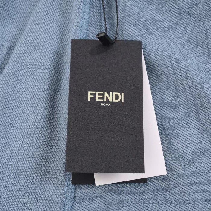 追跡付 フェンディ n級品 24新作ウェビングショーツ