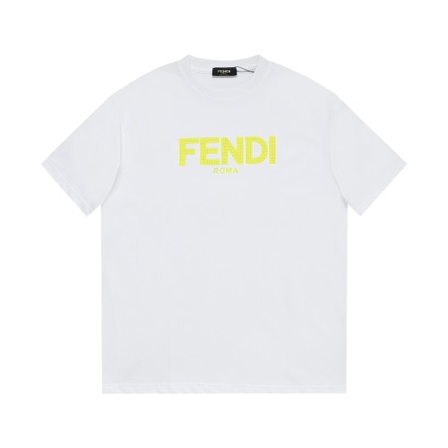 超話題! フェンディ n級品 新しいプリントTシャツ