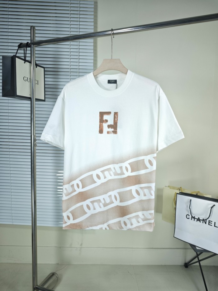 大人気 フェンディコピーおすすめ 早春新作ダブルFチェーンプリントコットンラウンドネック半袖Tシャツ2色