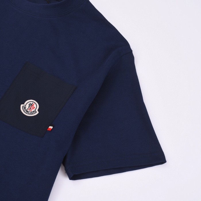 【限定】モンクレール コピー 2024 SS春と夏の新しいポケット刺繍ロゴラウンドネックショートスリーブTシャツ