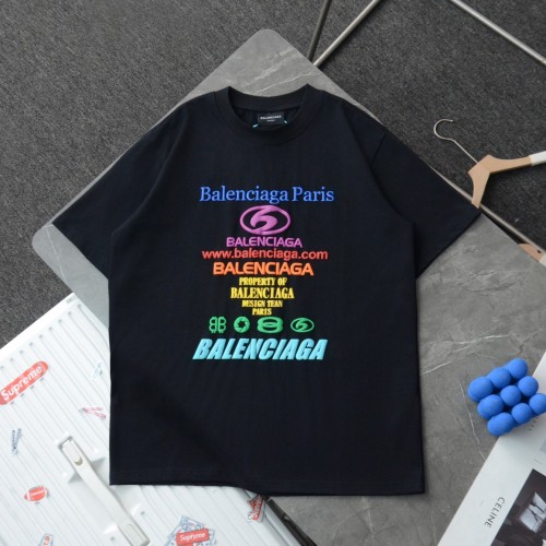 累積売上総額第１位！ バレンシアガ コピー カラフルレターバブルプリントロゴ半袖Tシャツ