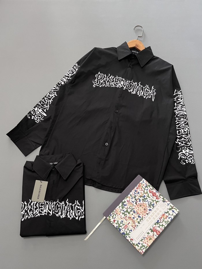 日本未入荷 バレンシアガ コピー 梵字シャツ
