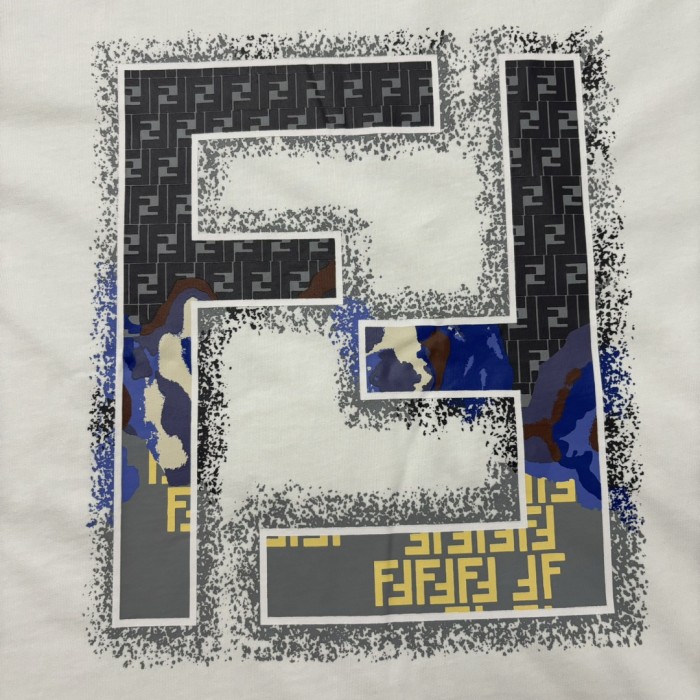 使い勝手良し フェンディ コピー ダブルFプリントのラウンドネック半袖Tシャツ
