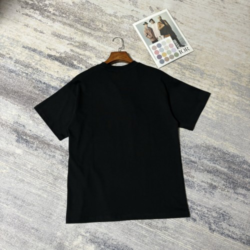 累積売上総額第１位！フェンディ スーパーコピー ダブルFプリントのラウンドネック半袖Tシャツ