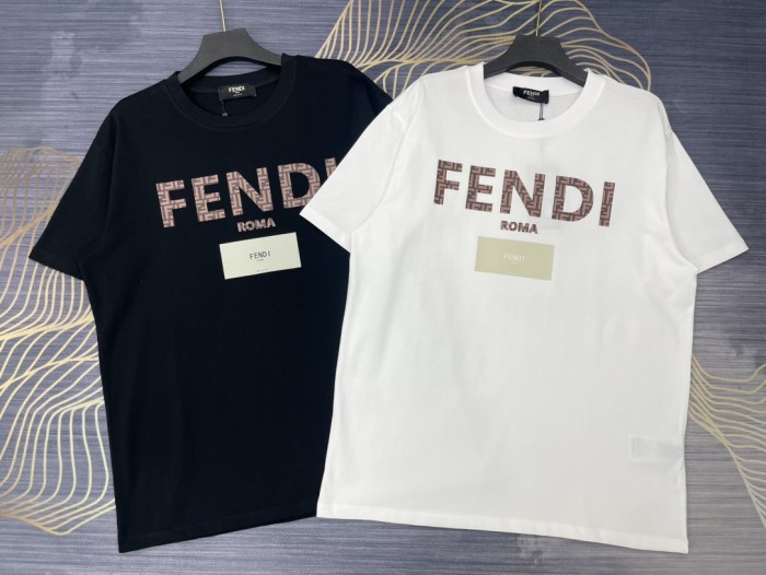稀少 フェンディ スーパーコピー 春夏2024新作プリント丸首半袖Tシャツ