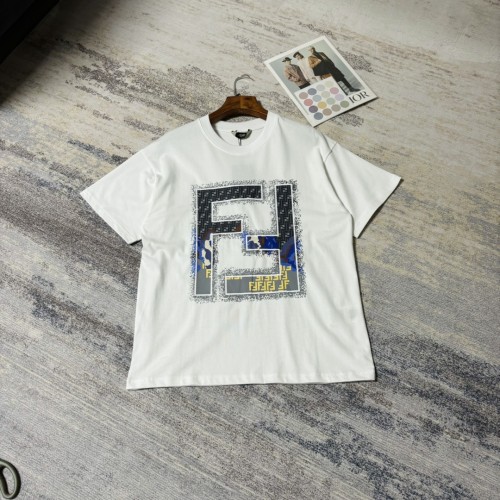 使い勝手良し フェンディ コピー ダブルFプリントのラウンドネック半袖Tシャツ