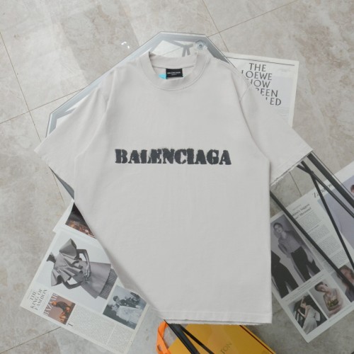 日本未入荷 バレンシアガ 激安偽物 ディストレスドットレターロゴプリント半袖Tシャツ