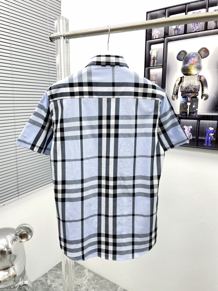 日本未入荷 バーバリー 激安通販 2024春夏新作 クラシックエバーグリーンチェック半袖シャツ