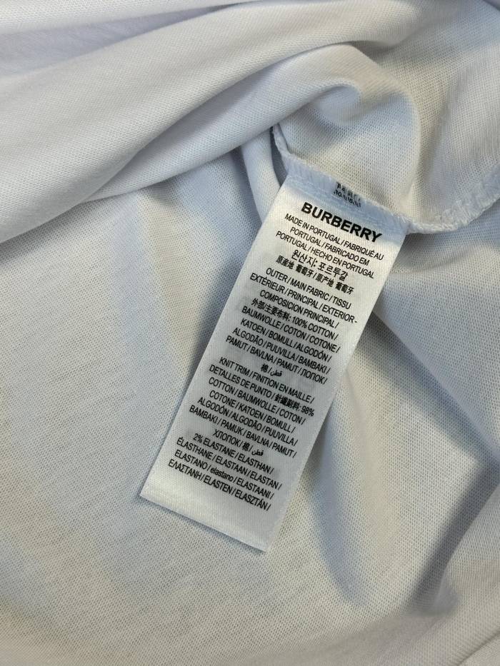 大人気 バーバリー 激安偽物 2024春夏新作 ウォーホース刺繍ロゴ ラウンドネック半袖Tシャツ 2色