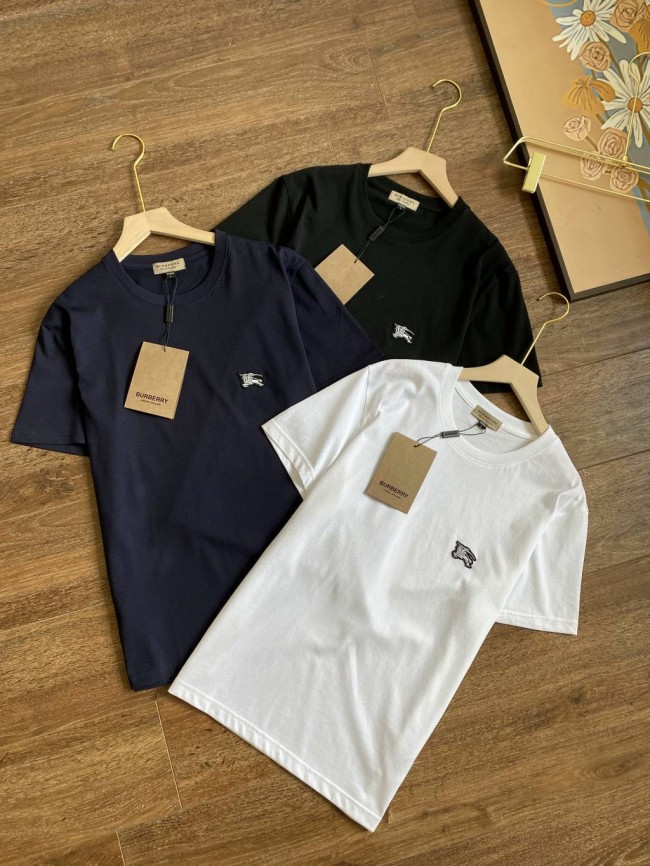 【話題商品！】 バーバリー 激安偽物 クルーネックTシャツ 3色