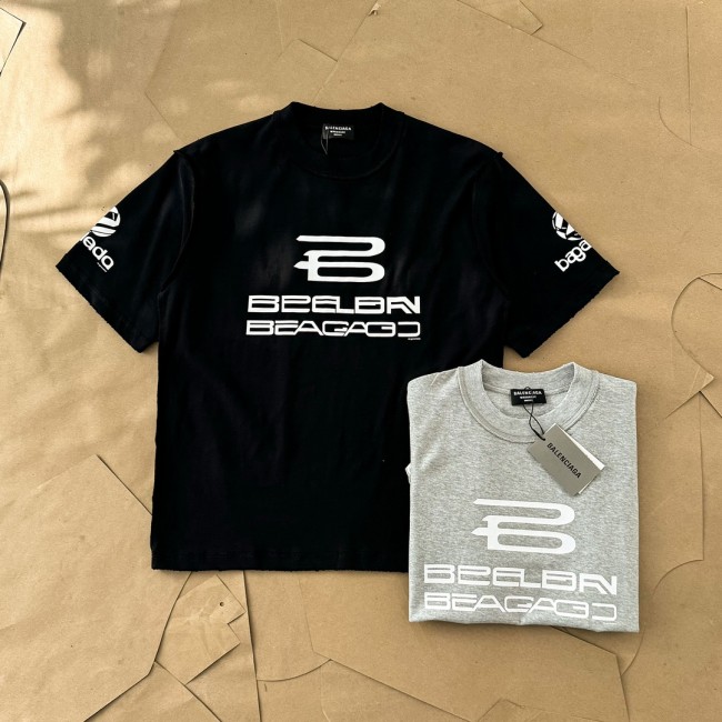 【限定】バレンシアガ n級品 2024新作逆サイドアウトTシャツ2色