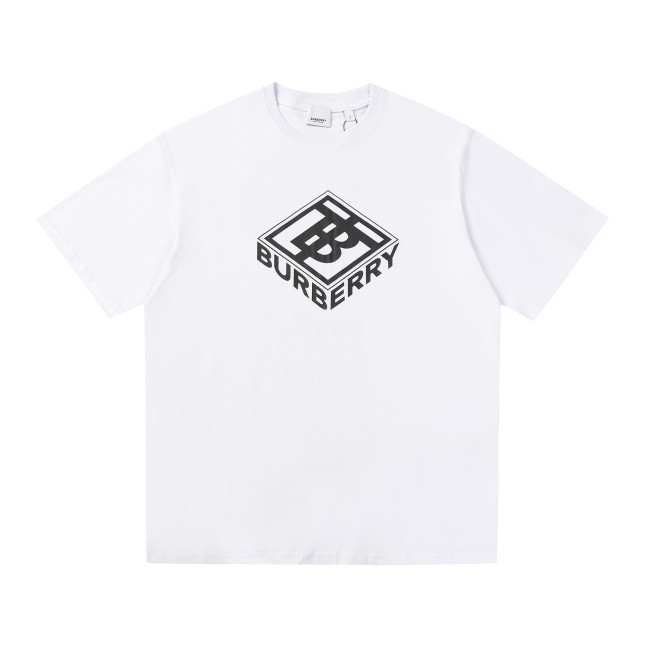 【話題商品！】バーバリー スーパーコピー スクエアロゴグラフィックコットンTシャツプリント半袖Tシャツ