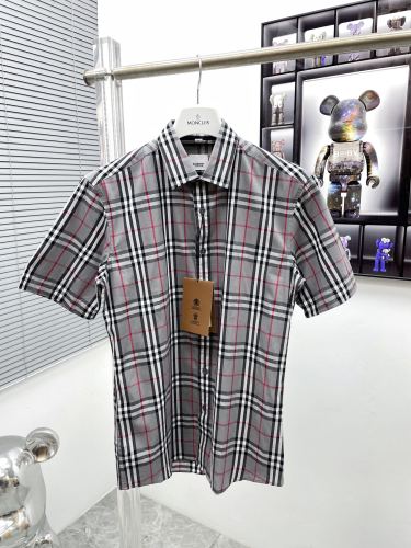 超奇跡の入荷☆ バーバリー 激安偽物 2024春夏新作 クラシックエバーグリーンチェック半袖シャツ