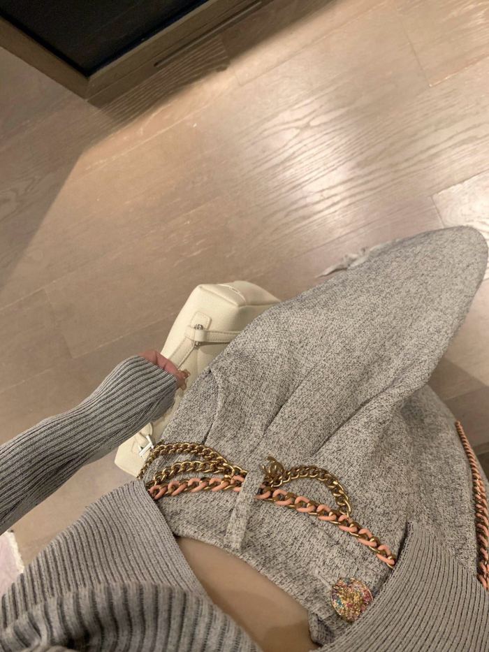 日本未入荷 シャネル 偽物通販 春夏フラワーツイードワイドパンツロングパンツにウエストチェーン