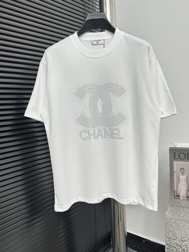 【話題商品！】 シャネル スーパーコピー パールロゴTシャツ半袖