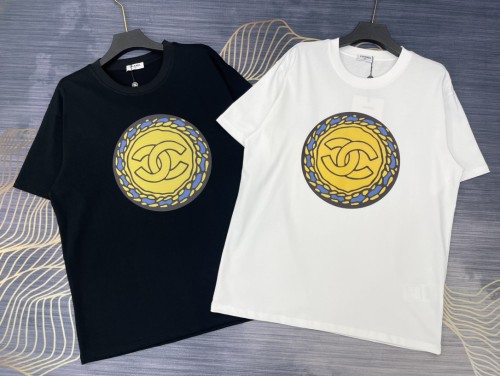 ★超人気 シャネル 激安偽物 2024春夏新作プリントロゴラウンドネック半袖Tシャツ2色