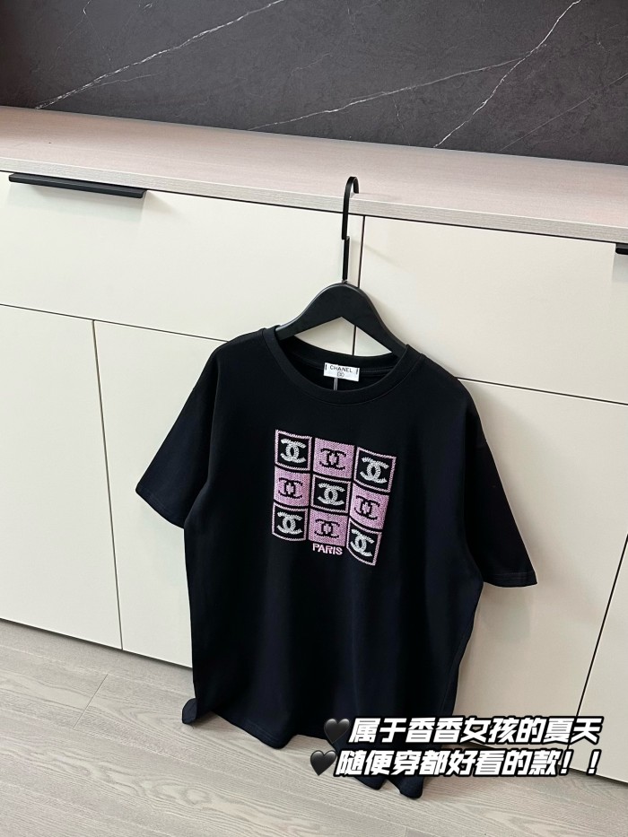 新作 シャネル 激安偽物スパンコール九宮格タオル刺繍半袖