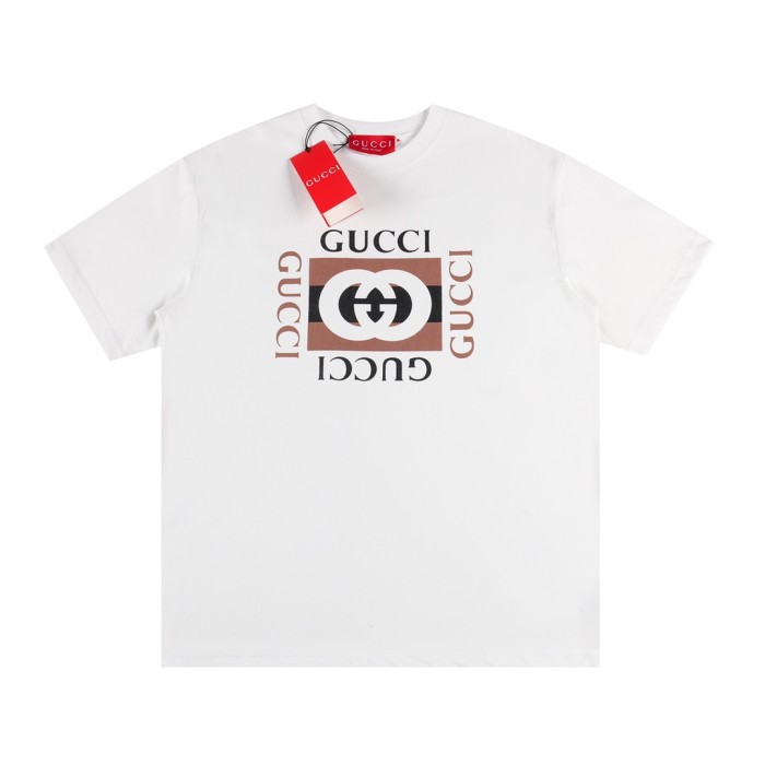 ★超人気 グッチ 偽物通販 24 SS新型キューブダブルGプリント半袖Tシャツ