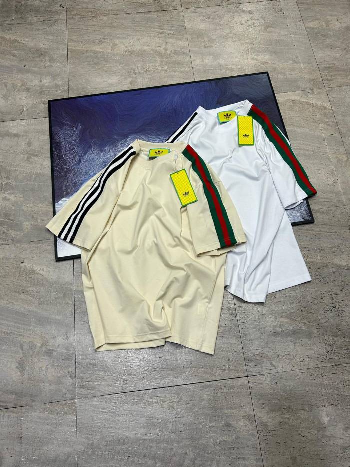 新作 グッチ 偽物通販 純綿半袖Tシャツ2色