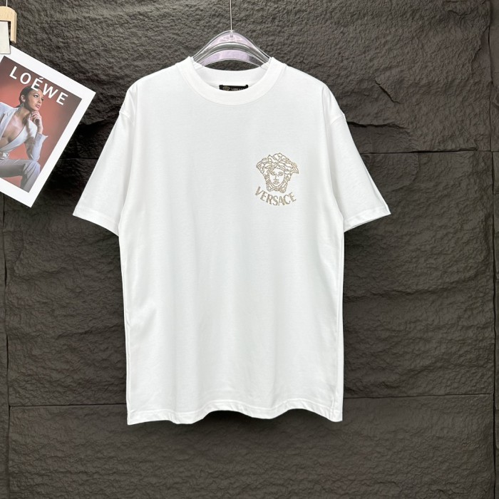 新作 ヴェルサーチ n級品 2024新作ラインストーンヘッドロゴカップル半袖Tシャツ