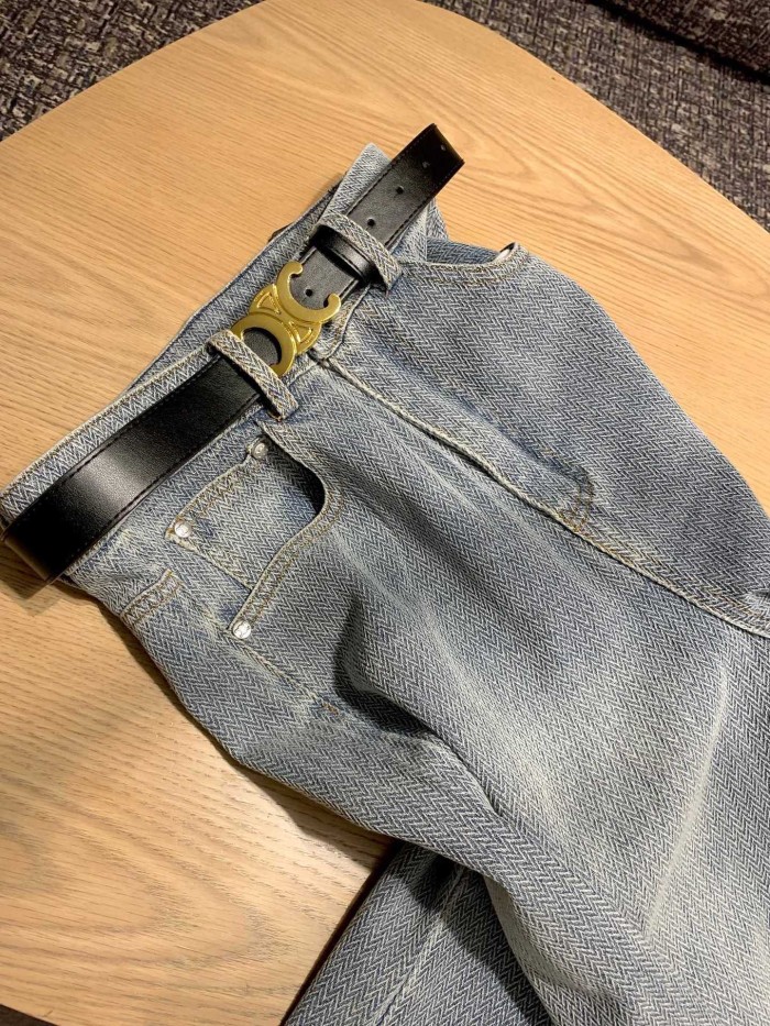 追跡付 セリーヌ 激安偽物 刺繍アルファベットジーンズ