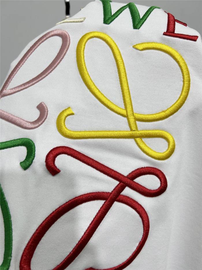 大人気 ロエベ n級品 カラー糸刺繍半袖Tシャツ