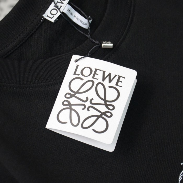 稀少 ロエベ スーパーコピードラゴン柄立体刺繍ロゴカジュアル丸首半袖Tシャツ