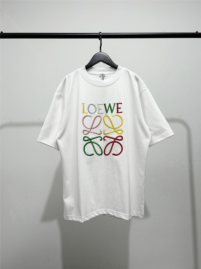 大人気 ロエベ n級品 カラー糸刺繍半袖Tシャツ