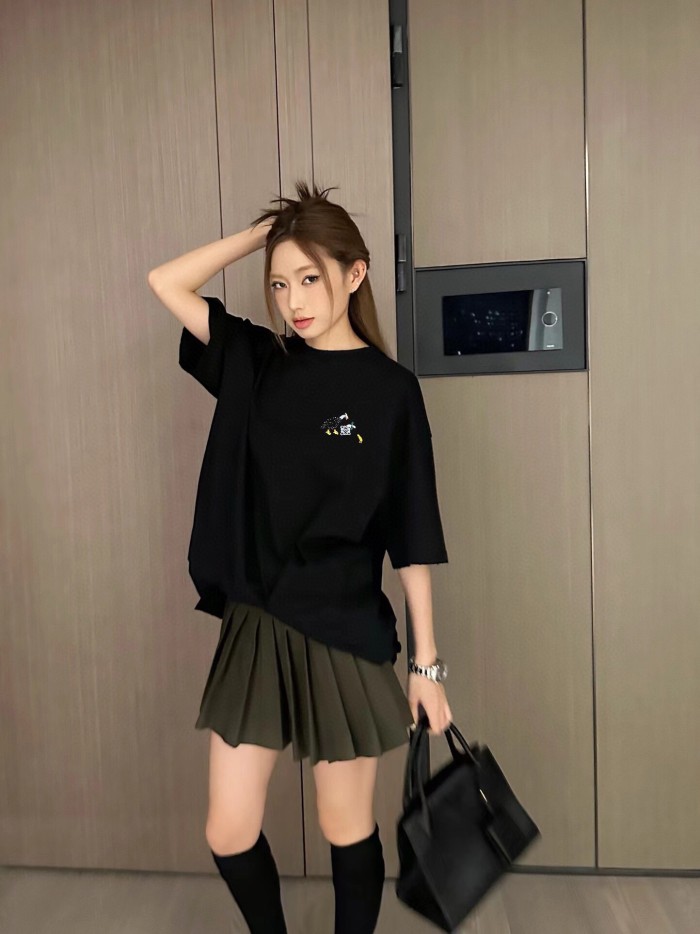 使い勝手良し ロエベ 偽物通販 雄鶏ロゴ刺繍オールインワン半袖Tシャツ