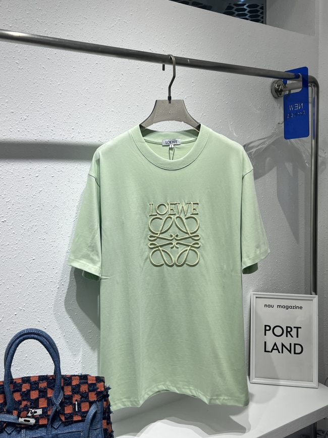 累積売上総額第1位!ロエベ 激安通販 2024春先の新型純色経典大ロゴ刺繍Tシャ