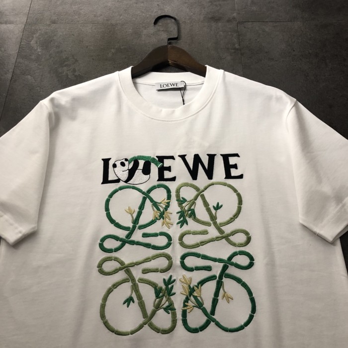 高品質 ロエベ 激安偽物 2024新作パンダ竹刺繍半袖Tシャツ